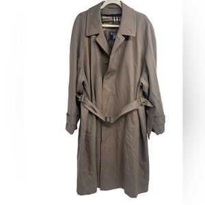 Burberry's of London men's Vintage Classic Brown  belted Trench Coat wool lined